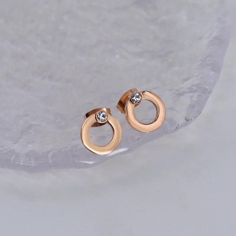 1 Pair Simple Style Round Plating Inlay 304 Stainless Steel Artificial Diamond 18K Gold Plated Stainless Steel Earrings - Lilah jewellery boutique 