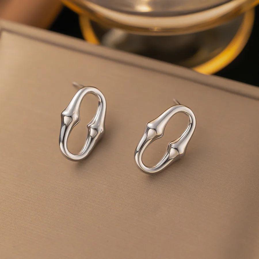 1 Pair Simple Style Geometric Round Solid Color Plating Titanium Steel Earrings Ear Studs - Lilah jewellery boutique 